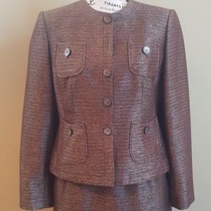 Le Suit 5 button Skirt Suit